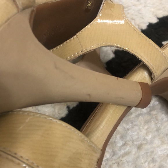 Nurture Beige Heeled Dress Sandals 7M - Picture 9 of 12